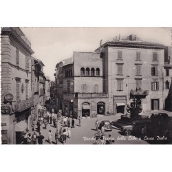 VITERBO PIAZZA DELLE ERBE E CORSO ITALIA VIAGGIATA 1952